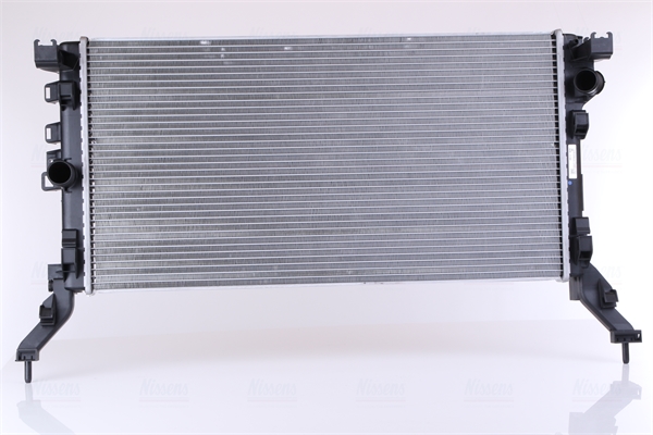 Radiator, racire motor 637619 NISSENS