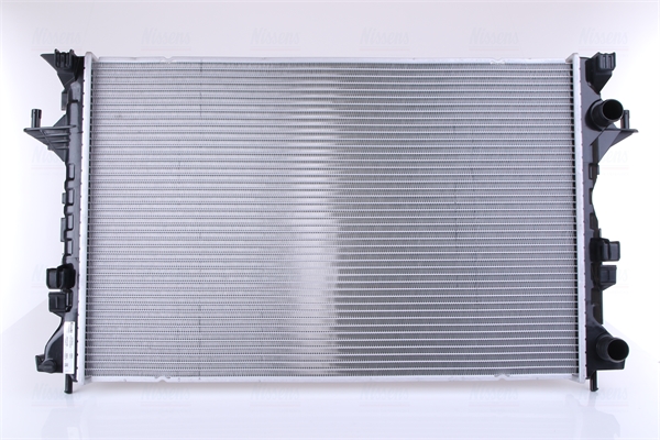 Radiator, racire motor 637642 NISSENS
