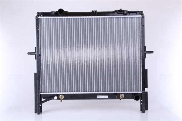 Radiator, racire motor 66657 NISSENS