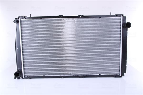 Radiator, racire motor 67740 NISSENS