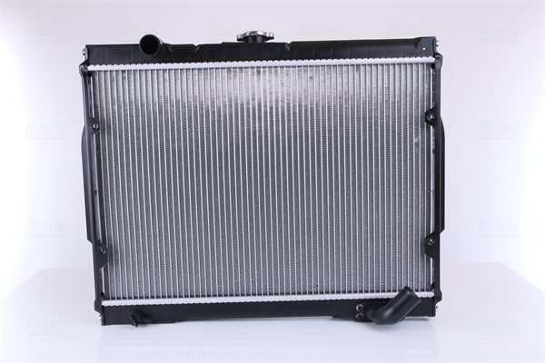 Radiator, racire motor 68156 NISSENS