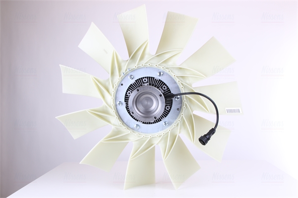 Cupla, ventilator radiator 86233 NISSENS