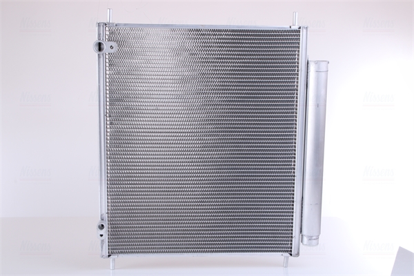 Condensator, climatizare 940284 NISSENS
