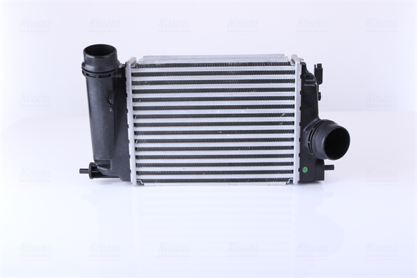 Intercooler, compresor 961120 NISSENS