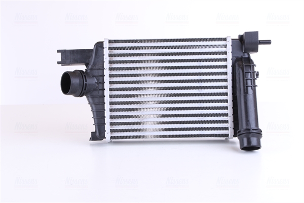 Intercooler, compresor 96479 NISSENS