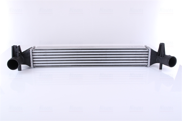 Intercooler, compresor 96530 NISSENS