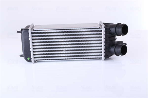 Intercooler, compresor 96613 NISSENS