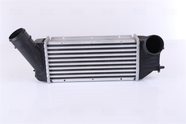 Intercooler, compresor 96790 NISSENS