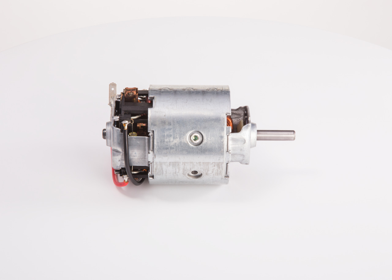 Electromotor, ventilatie interioara 0 130 111 210 BOSCH