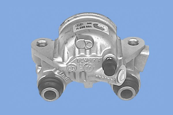 Etrier frana 0 204 103 067 BOSCH