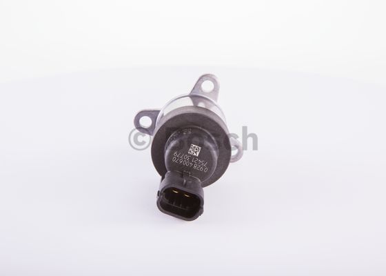 Supapa reglaj, cantitate combustibil (Sistem Common-Rail) 0 928 400 670 BOSCH