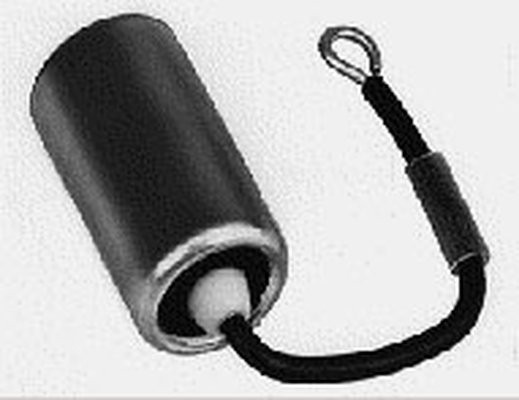 Condensator, aprindere 1 237 330 075 BOSCH