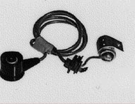 Condensator, aprindere 1 237 330 293 BOSCH
