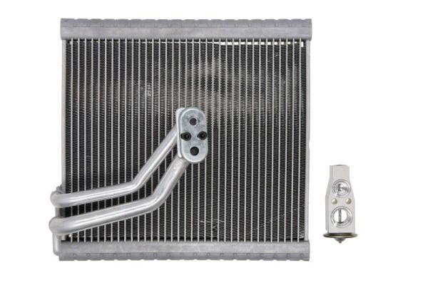 Evaporator, aer conditionat KTT150051 THERMOTEC