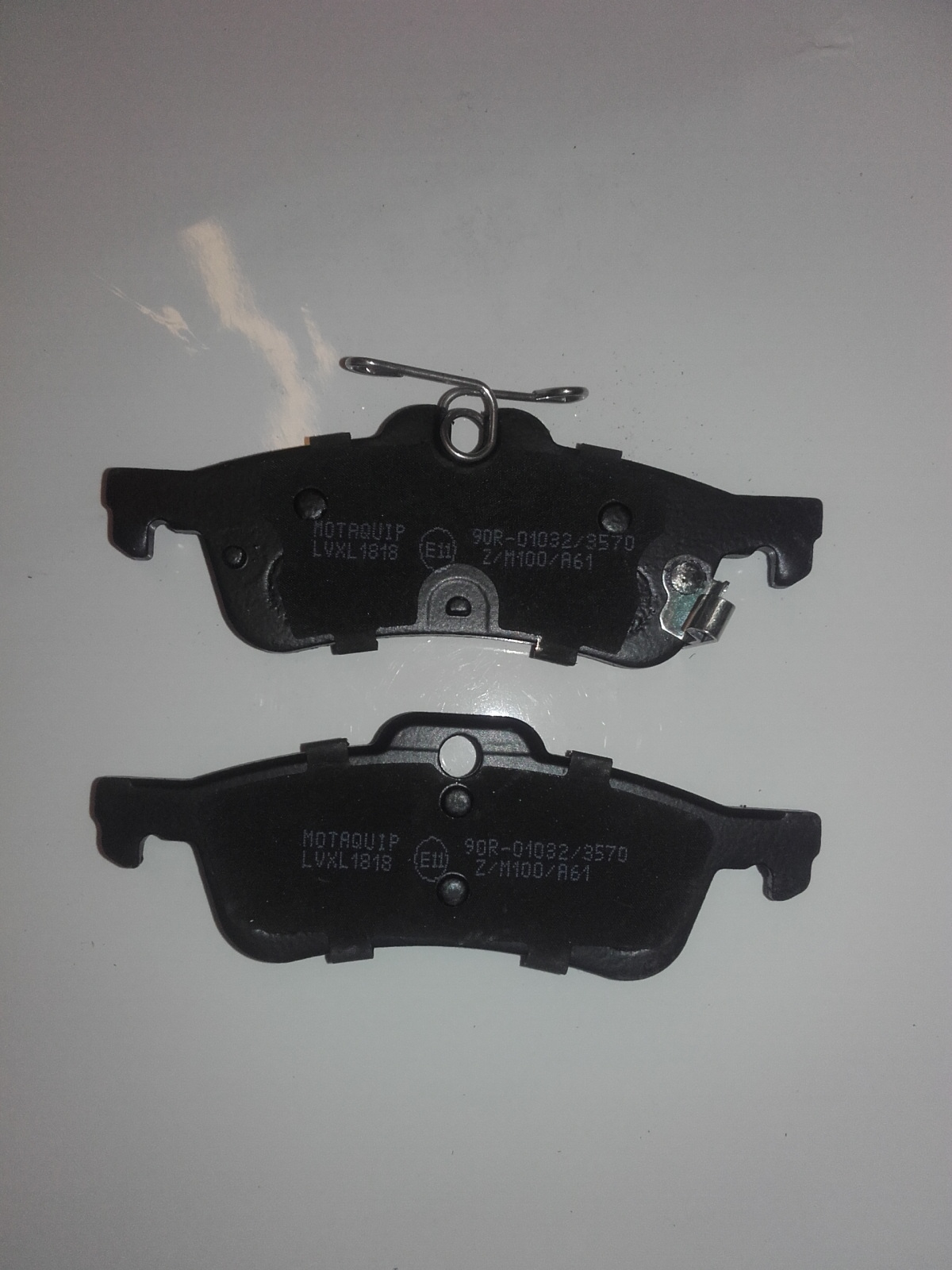 Set placute frana,frana disc LVXL1818 MOTAQUIP