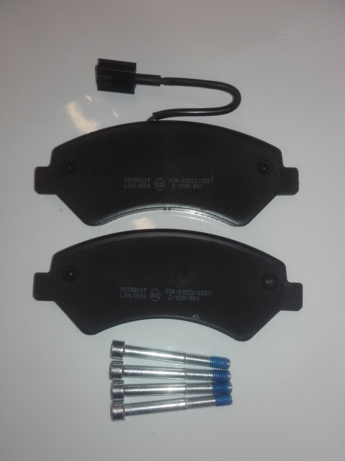 Set placute frana,frana disc LVXL1824 MOTAQUIP
