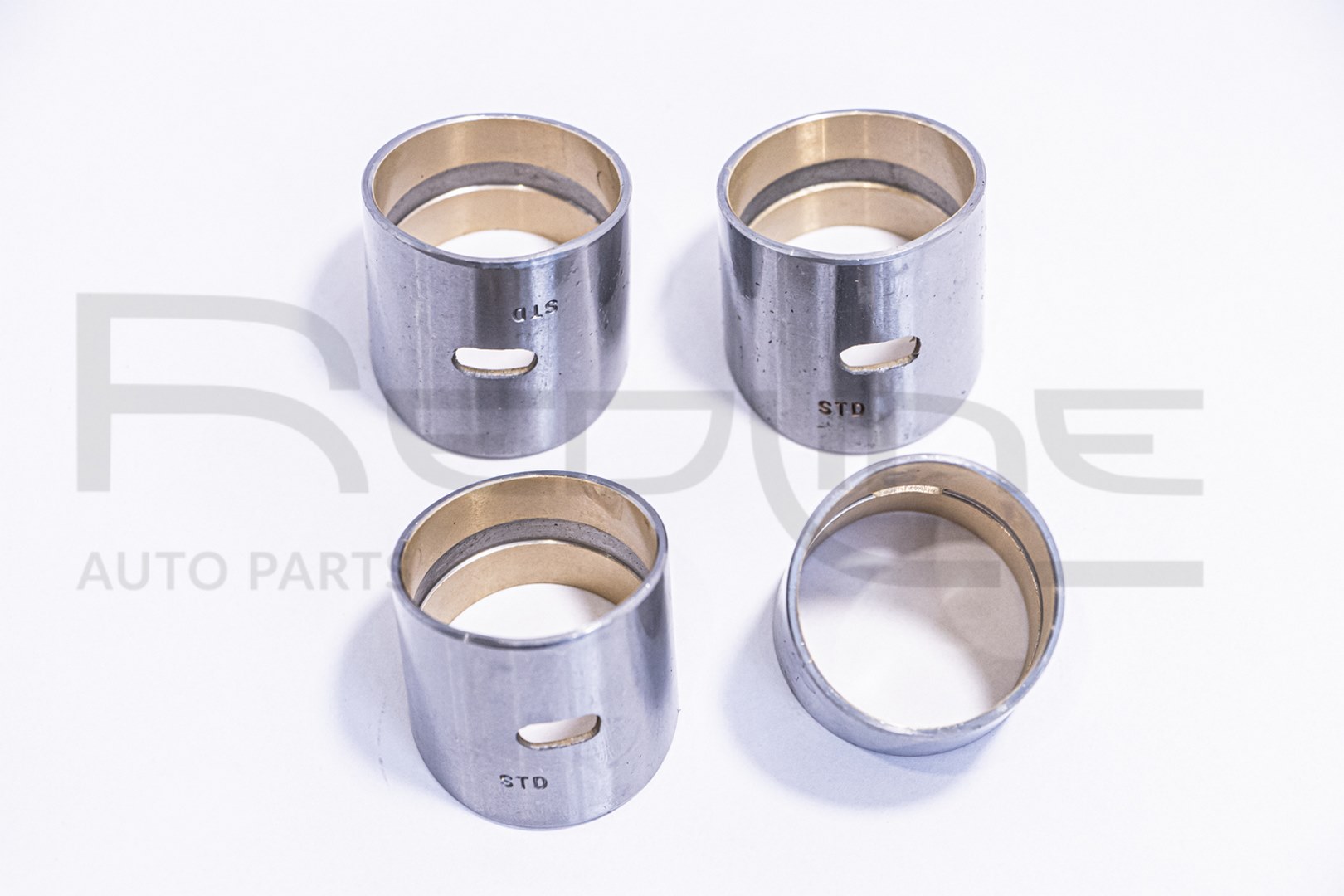 Cuzinet, arbore 03MI004 RED-LINE