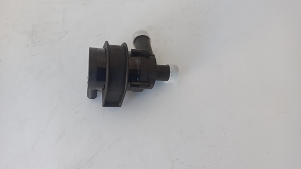 Pompă de apă suplimentară (circuitul apei de răcire) BF0426230074 BAPMIC
